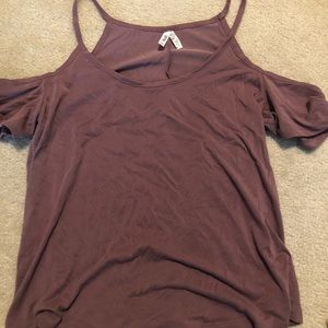 Open shoulder top